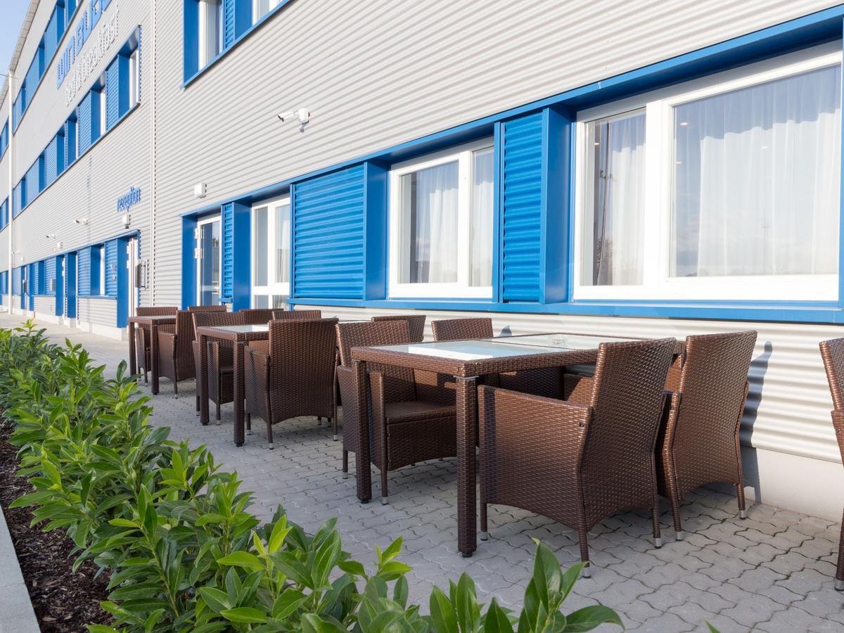 Winbudget "Bed&Breakfast" Wiener Neustadt Esterno foto